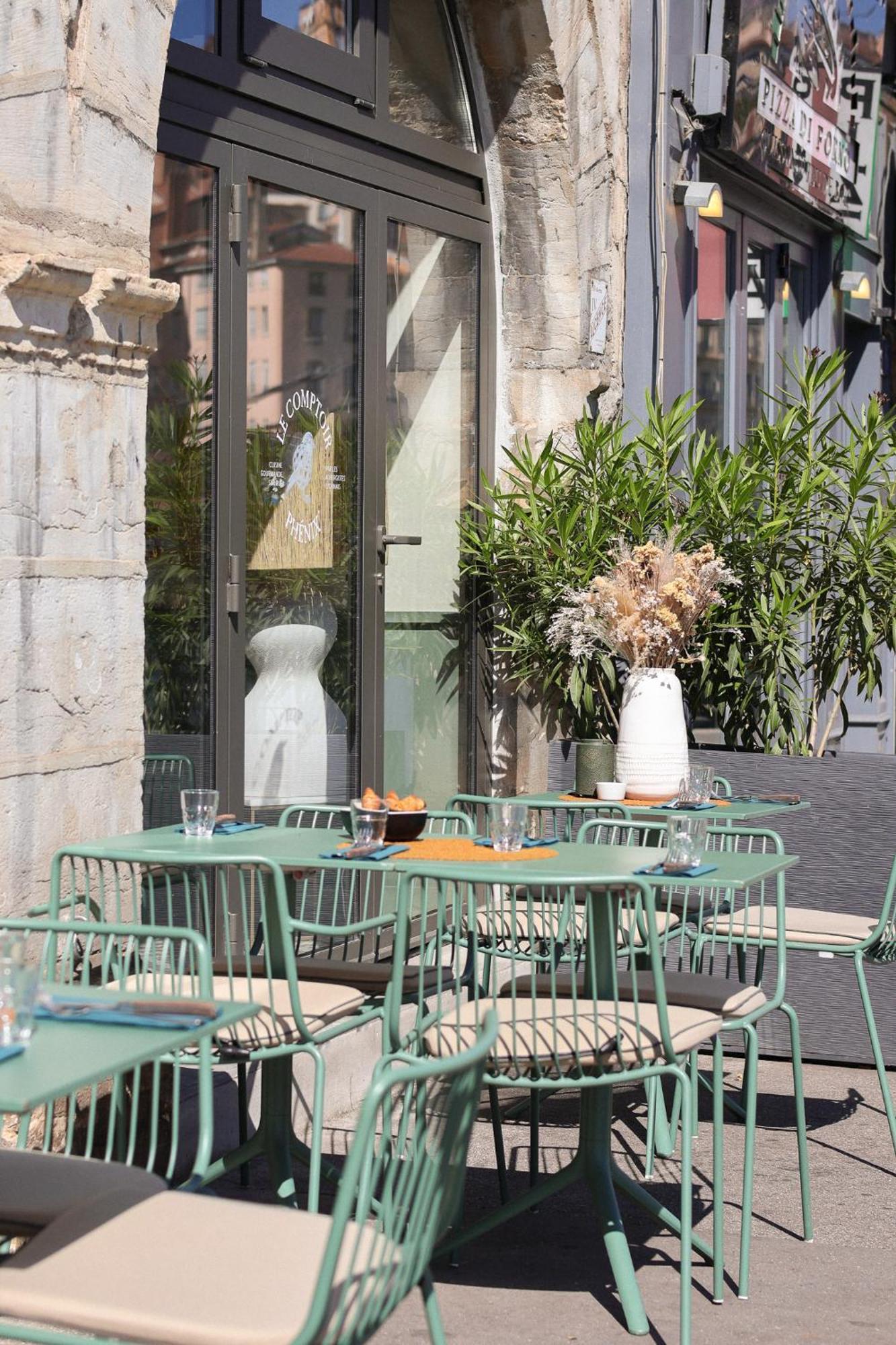Le Phenix Hotel Lyon Exterior photo